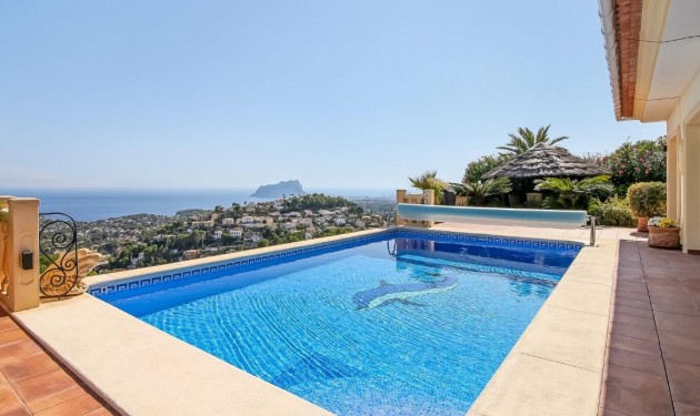 Villa - Te koop - Moraira - CBHE-73046