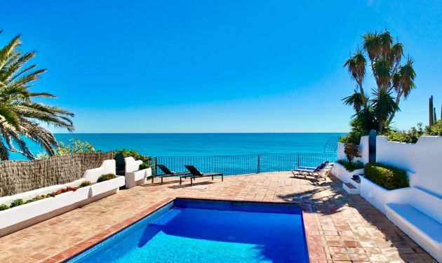 Villa - Te koop - Moraira - El Andragó