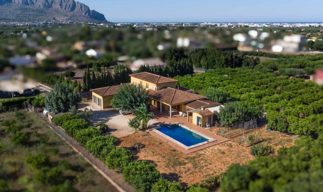 Villa - Te koop - Pedreguer - Pedreguer