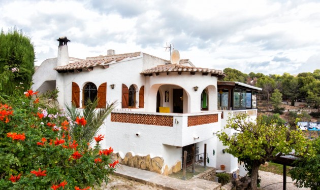 Villa - Zu verkaufen - Benissa - La Llobella