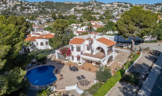 Villa - Zu verkaufen - Moraira - Alicante