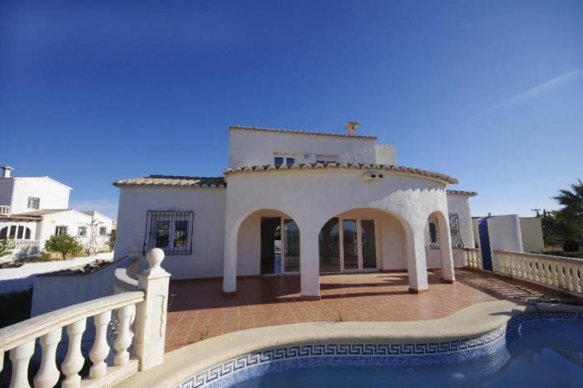 Villa zum Verkauf auf der Cumbre del Sol, sechs Schlafzimmer