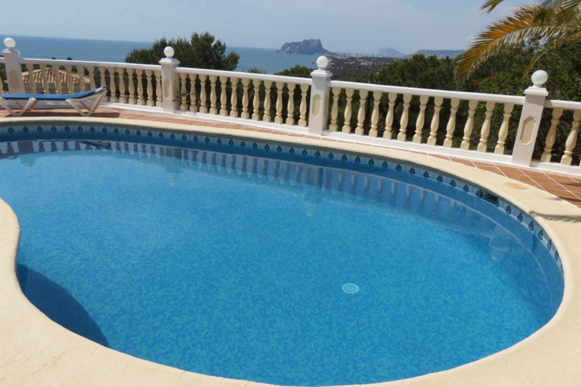 Villa zum Verkauf in El Portet, herrlichem Meerblick
