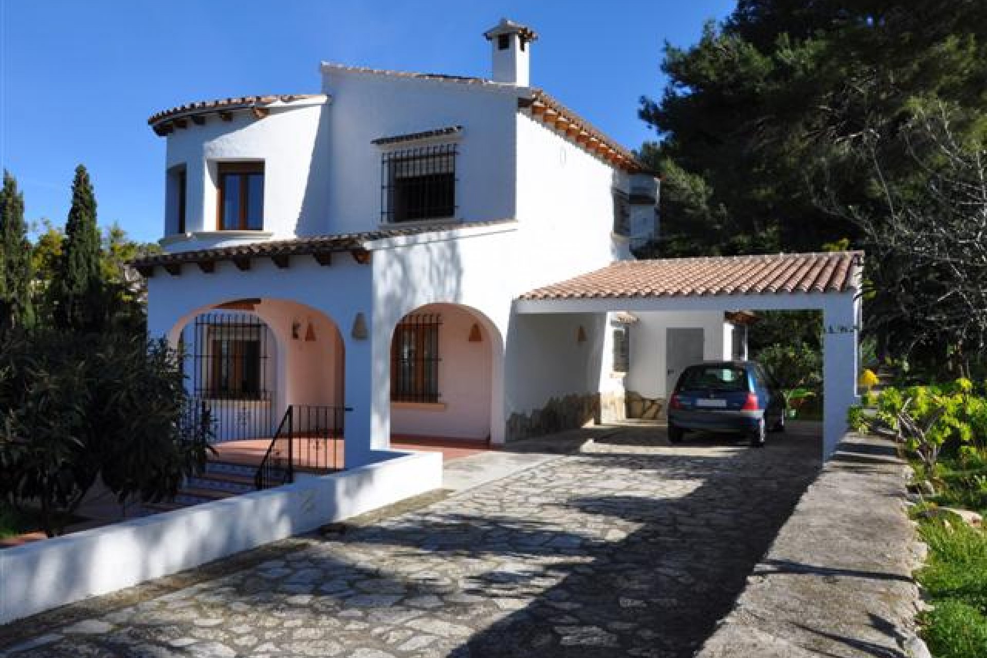 Villa zum Verkauf in Moraira, Fuß in die Stadt