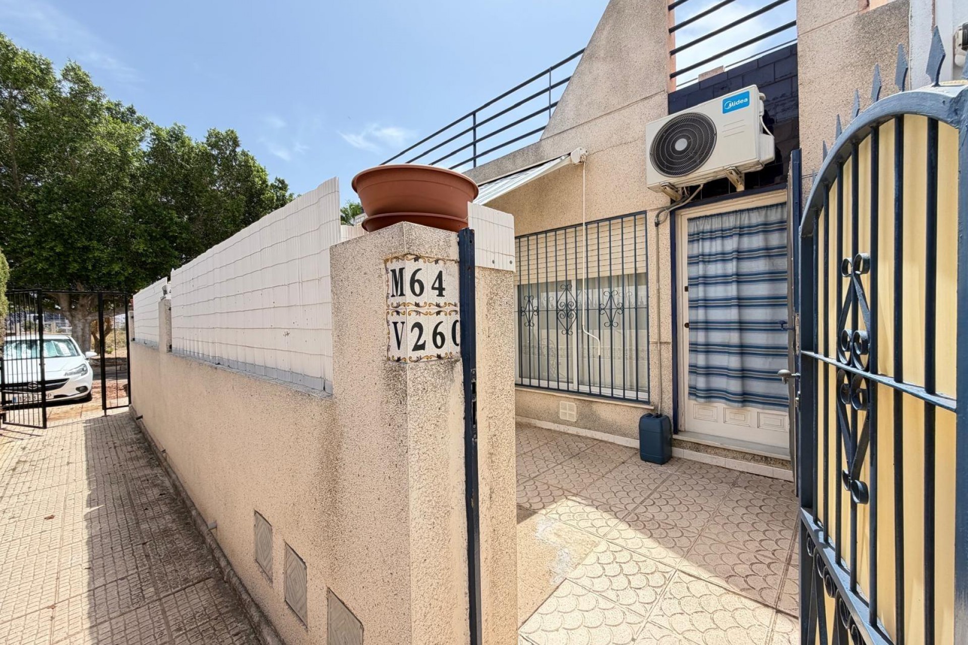 Zu verkaufen - Adosado -
Torrevieja - Carrefour