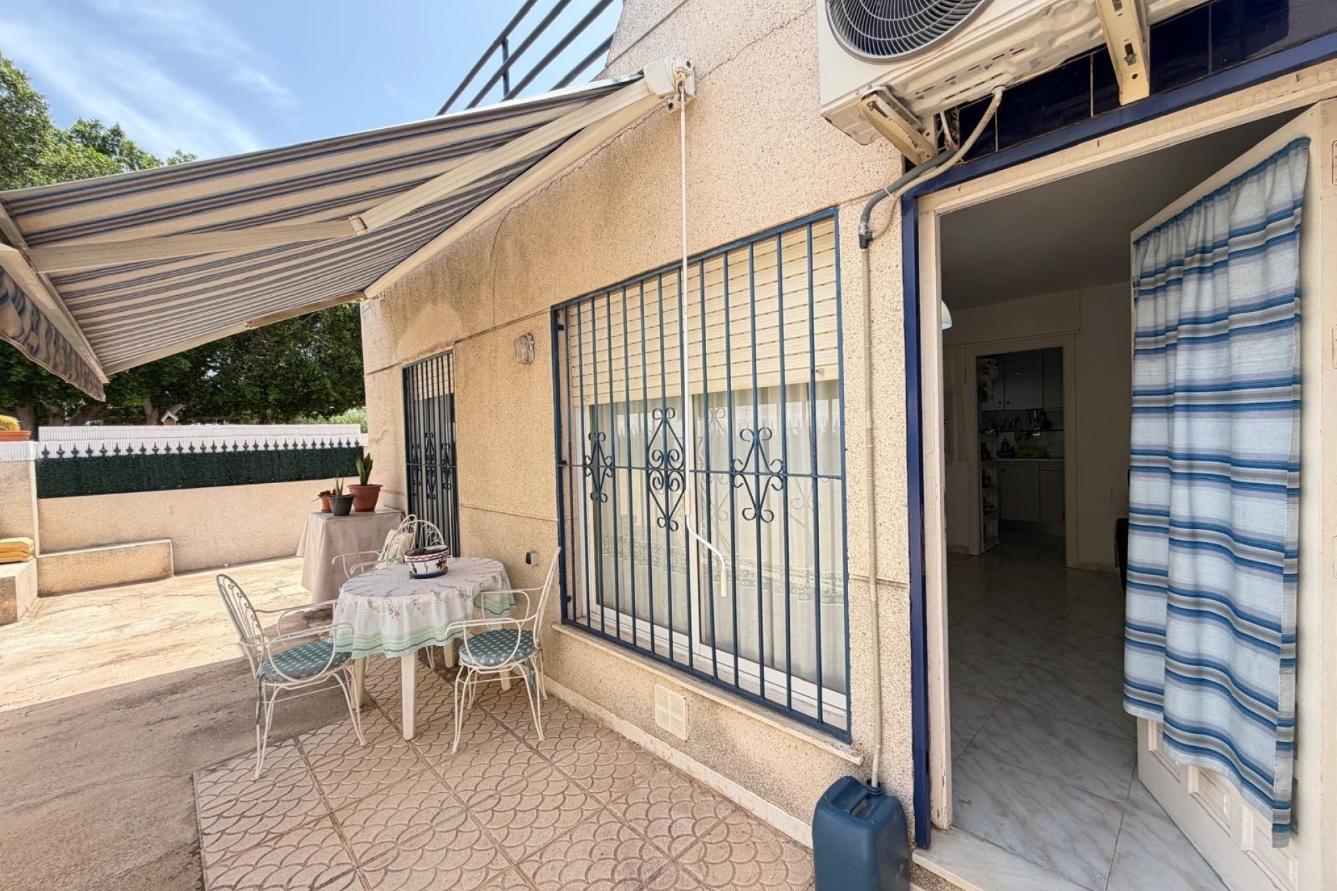 Zu verkaufen - Adosado -
Torrevieja - Carrefour