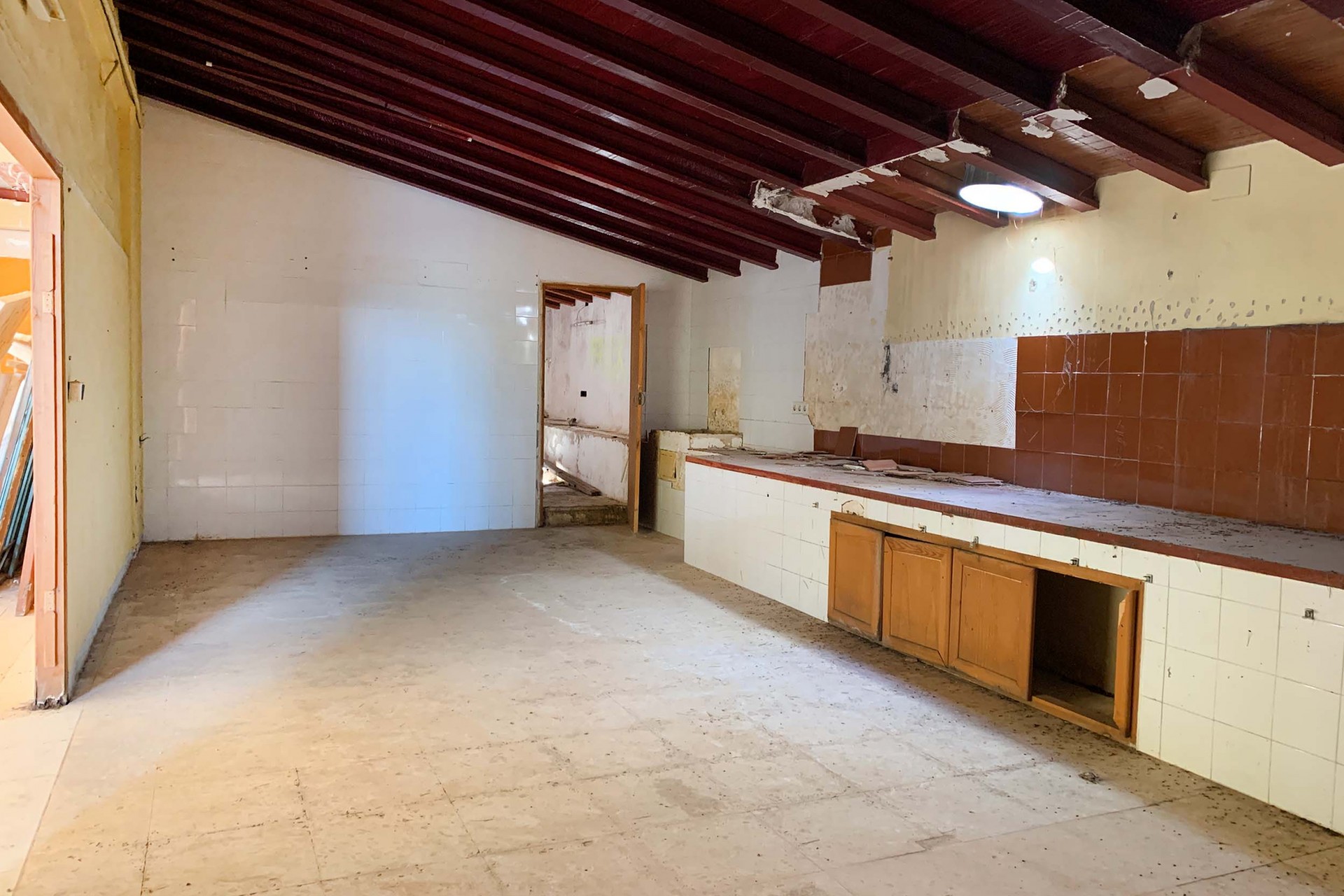 Zu verkaufen -  -
Alcalali