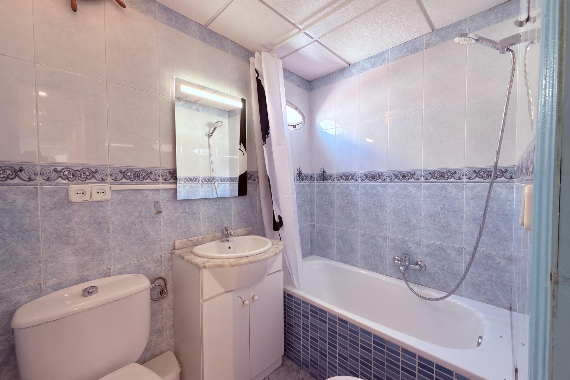Zu verkaufen - Apartamento -
Alicante - Carolinas bajas