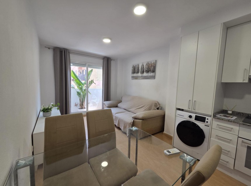 Zu verkaufen - Apartamento -
Alicante - Centro