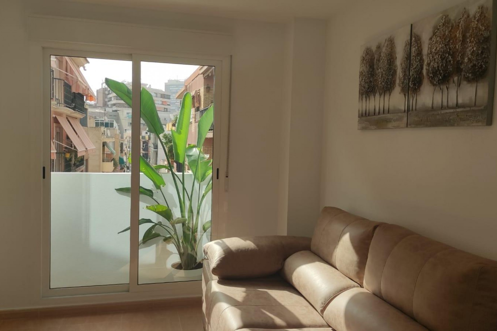 Zu verkaufen - Apartamento -
Alicante - Centro