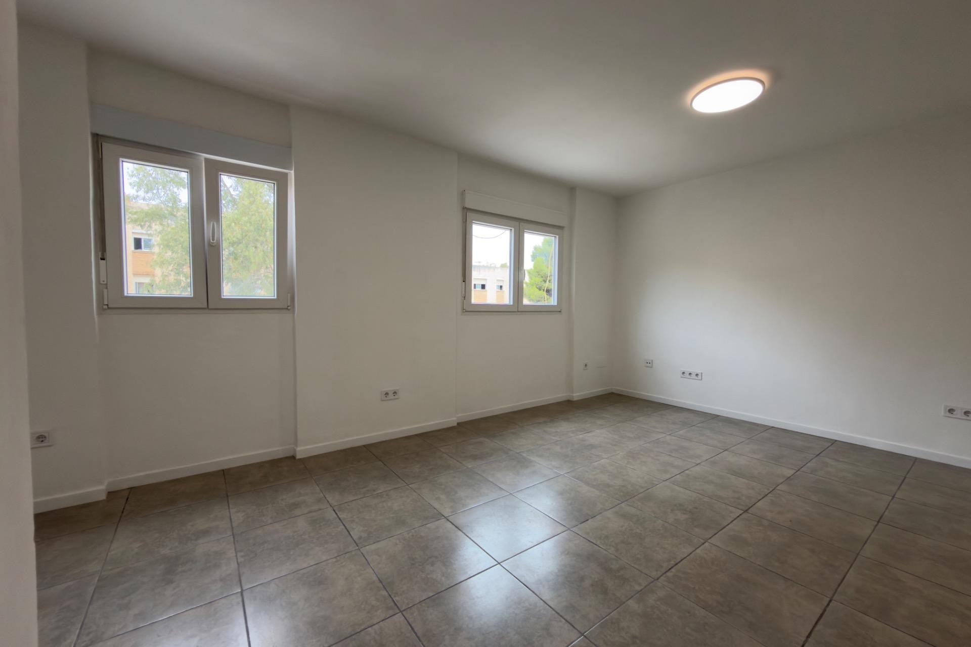 Zu verkaufen - Apartamento -
Alicante - Juan XXIII