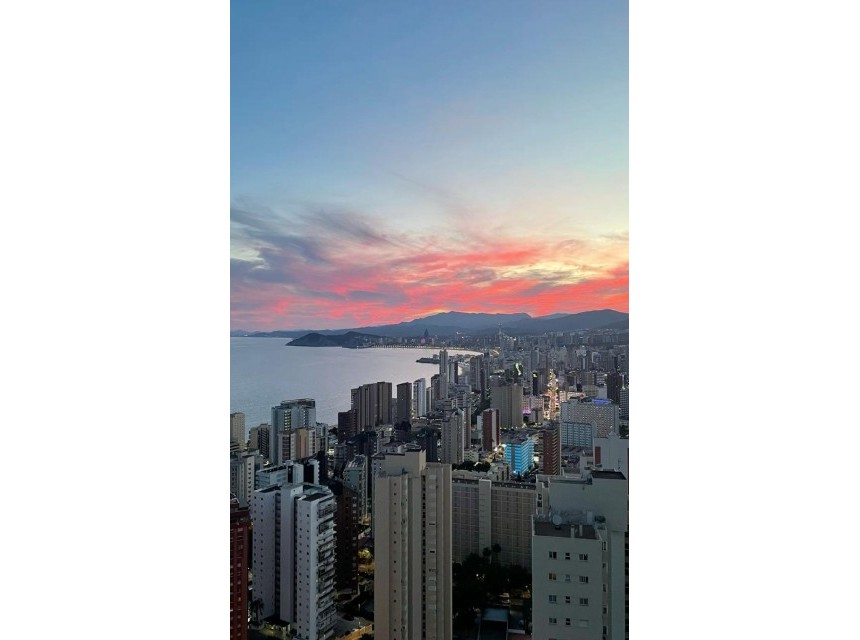 Zu verkaufen - Apartamento -
Benidorm