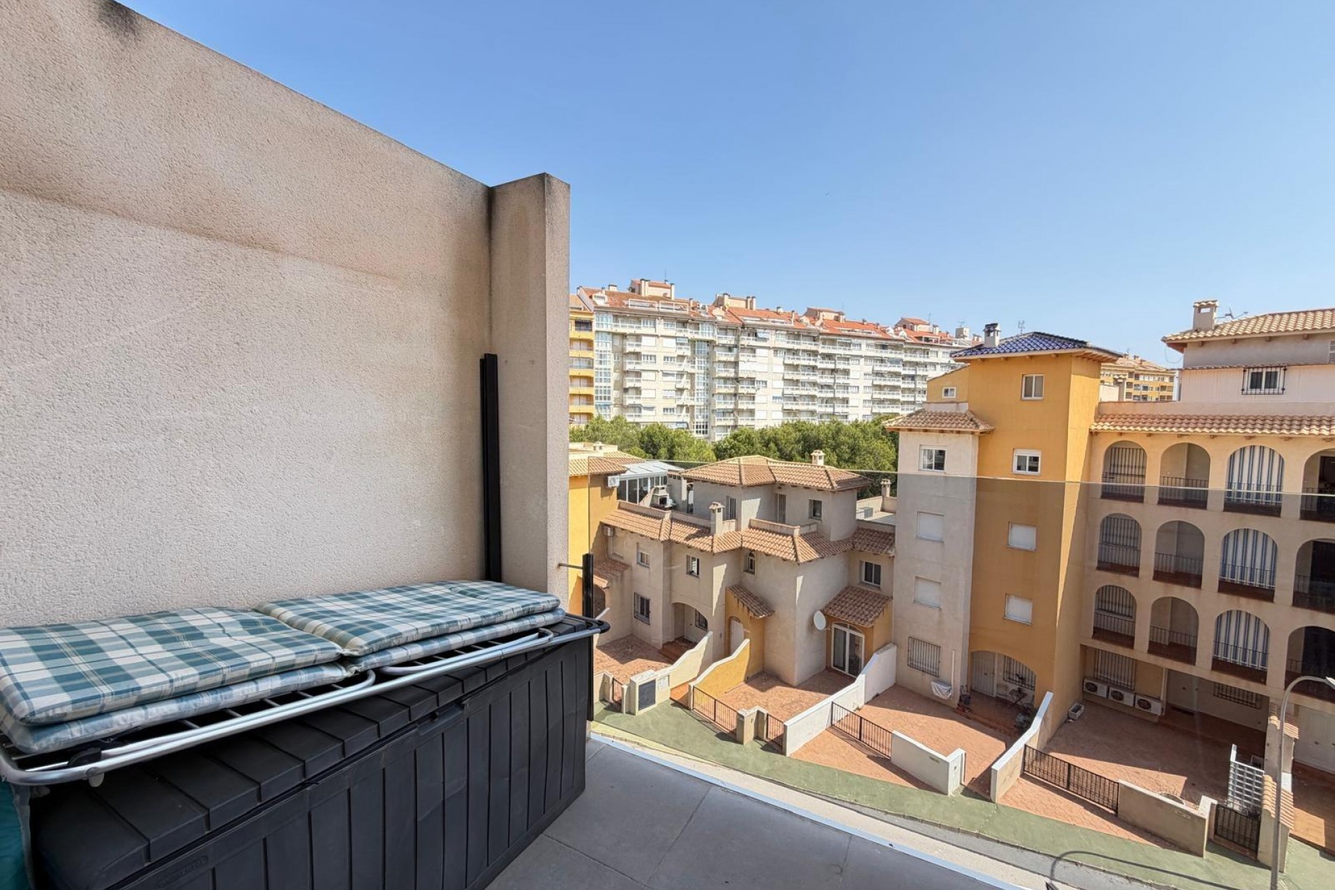 Zu verkaufen - Apartamento -
Orihuela Costa - Altos de Campoamor