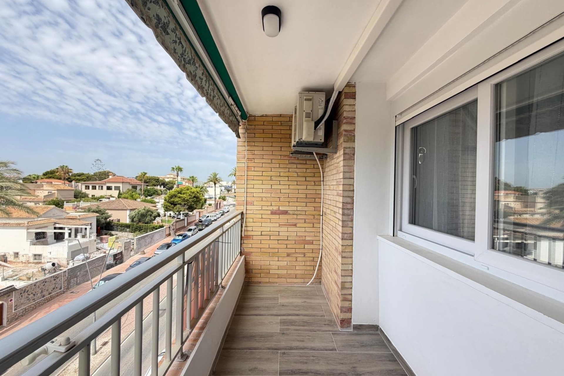 Zu verkaufen - Apartamento -
Orihuela Costa - La Zenia