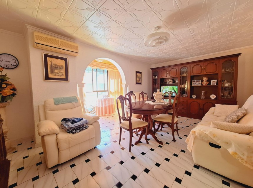Zu verkaufen - Apartamento -
Torrevieja - Acequion