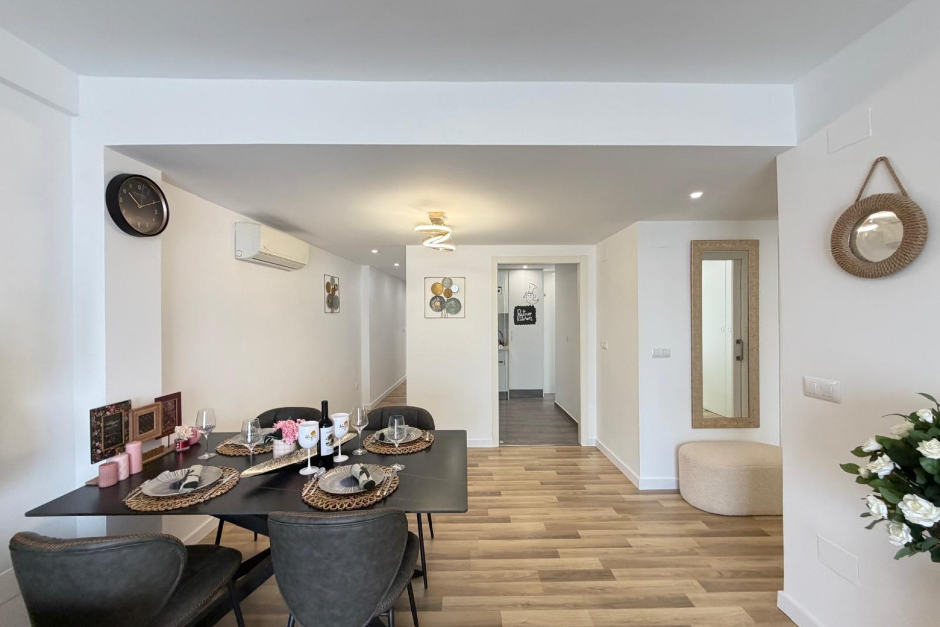 Zu verkaufen - Apartamento -
Torrevieja - Centro