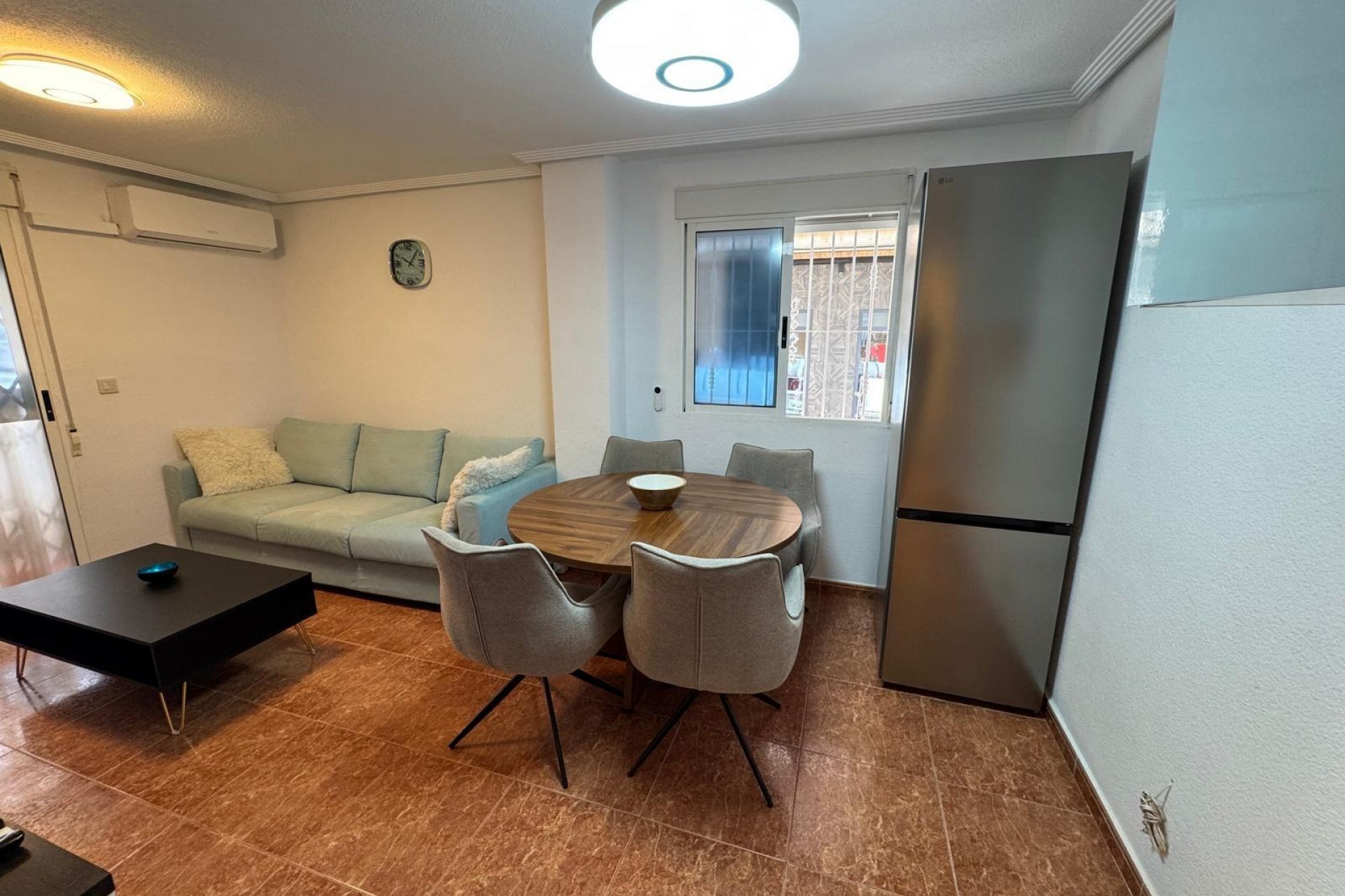 Zu verkaufen - Apartamento -
Torrevieja - Centro