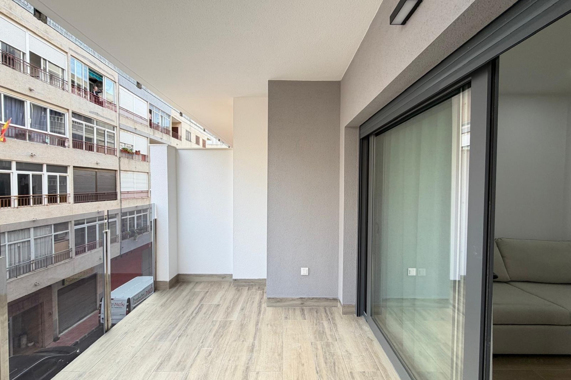 Zu verkaufen - Apartamento -
Torrevieja - Estacion de autobuses