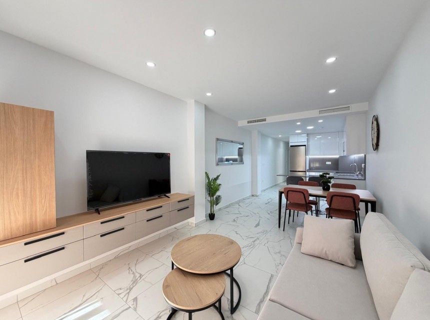 Zu verkaufen - Apartamento -
Torrevieja - Estacion de autobuses