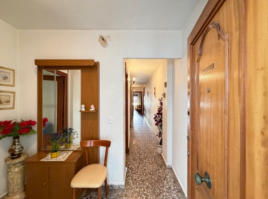 Zu verkaufen - Apartamento -
Torrevieja - Las Piscinas Naturales