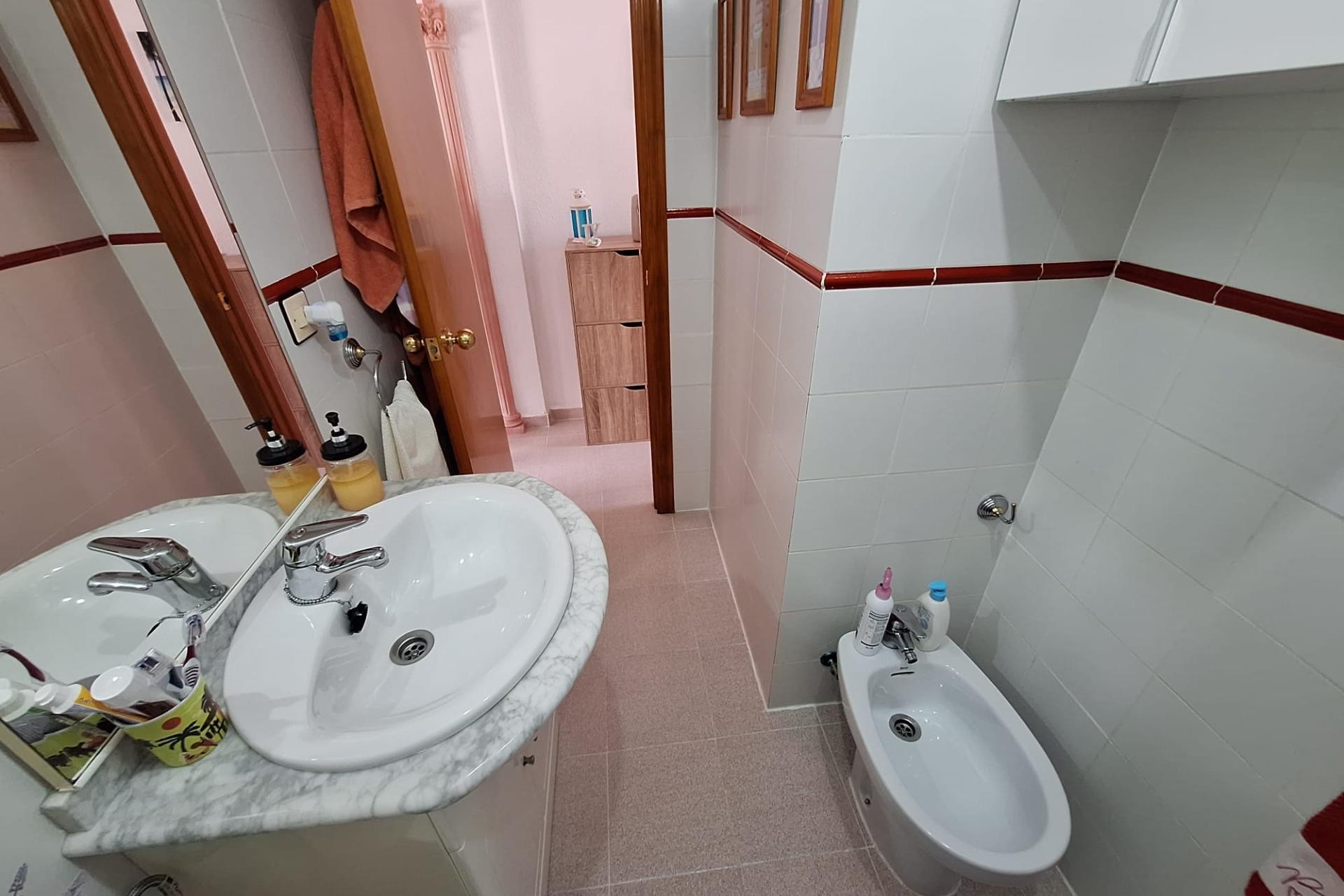 Zu verkaufen - Apartamento -
Torrevieja - Nueva Torrevieja