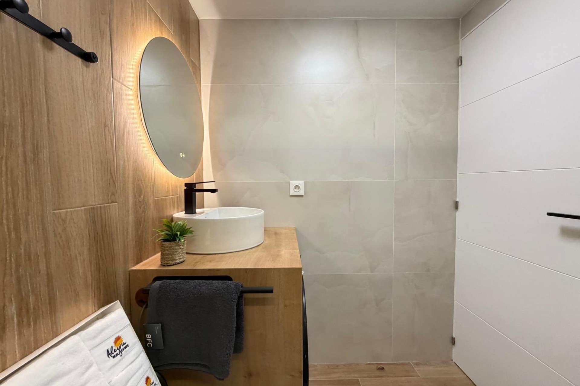Zu verkaufen - Apartamento -
Torrevieja - Nueva Torrevieja