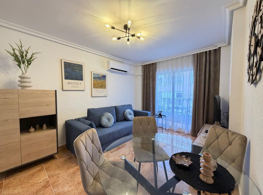 Zu verkaufen - Apartamento -
Torrevieja - Parque de las Naciones