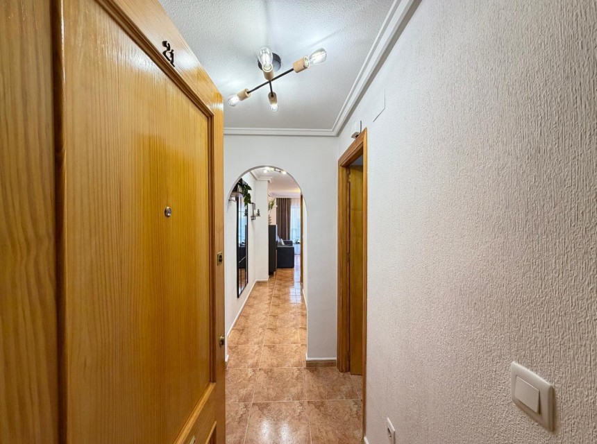 Zu verkaufen - Apartamento -
Torrevieja - Parque de las Naciones