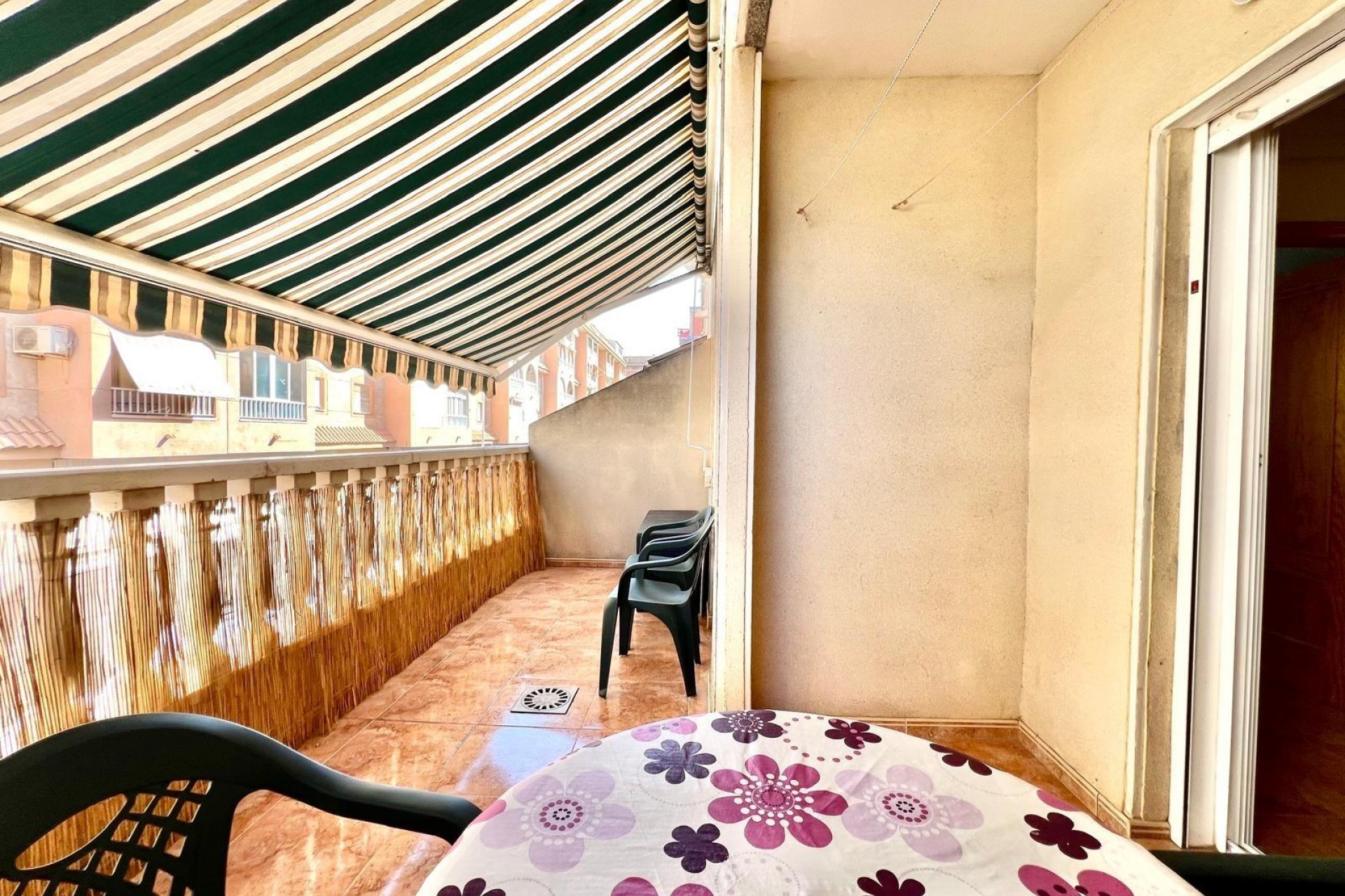 Zu verkaufen - Apartamento -
Torrevieja - Parque de las Naciones