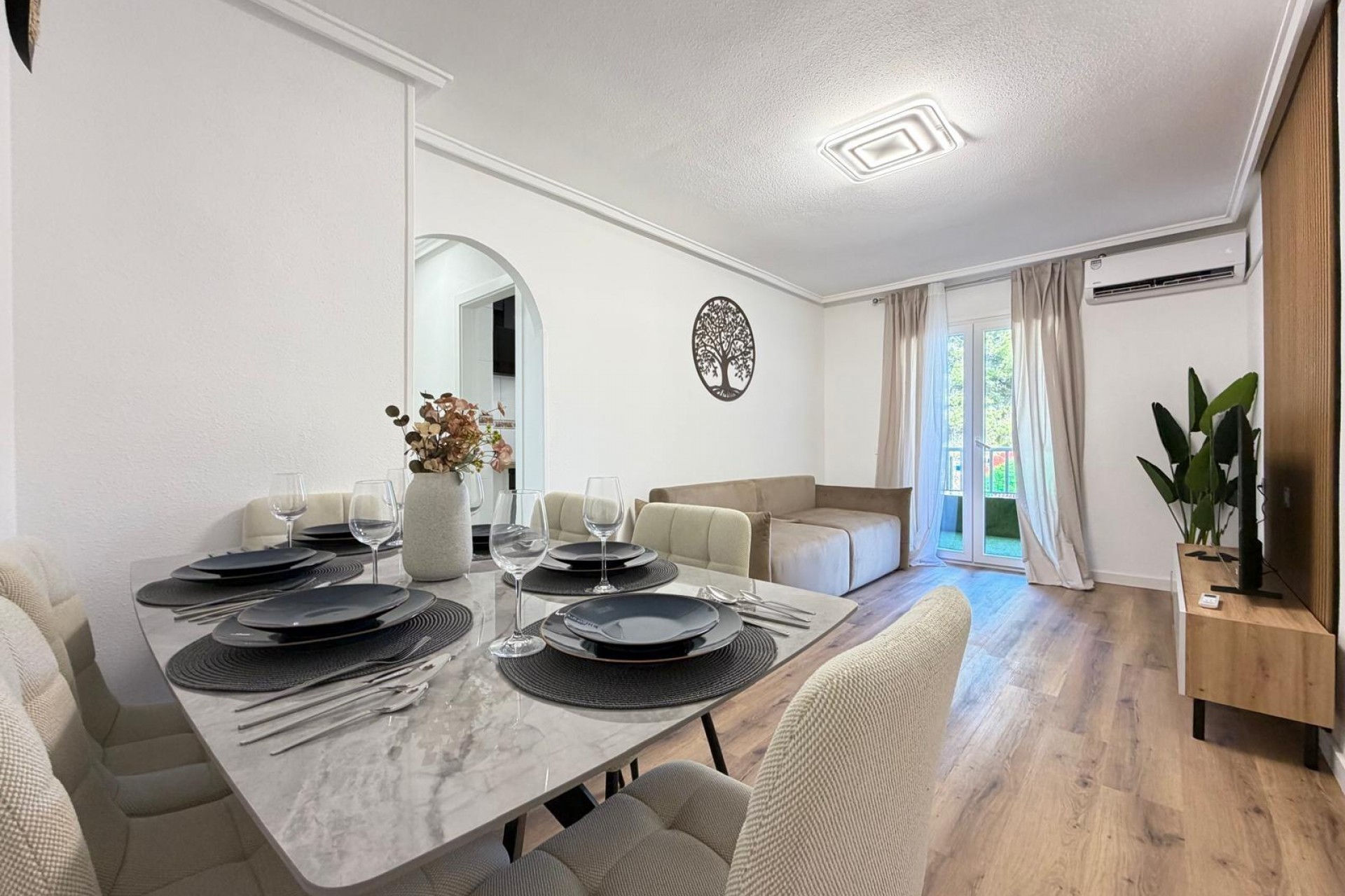 Zu verkaufen - Apartamento -
Torrevieja - Parque de las Naciones