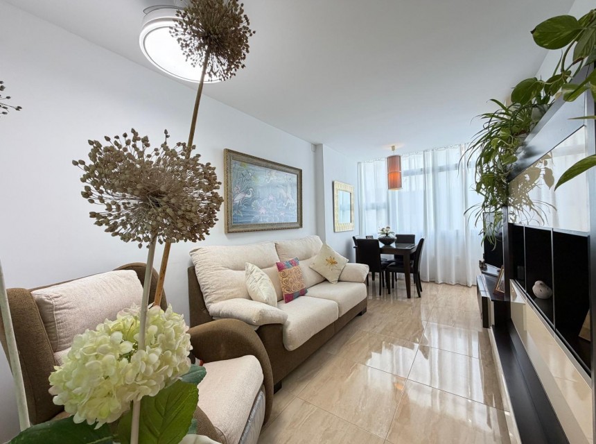 Zu verkaufen - Apartamento -
Torrevieja - Paseo maritimo