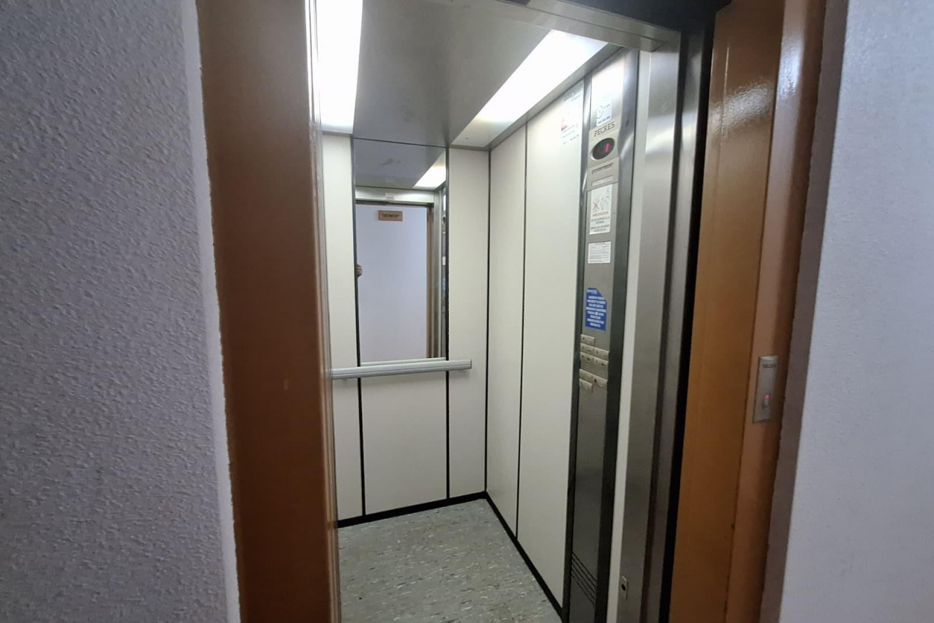 Zu verkaufen - Apartamento -
Torrevieja - Playa de los locos