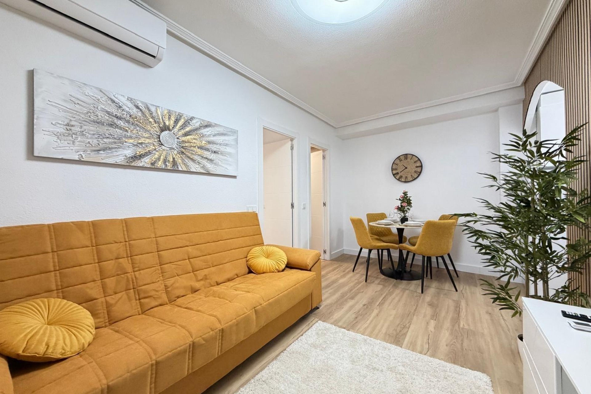 Zu verkaufen - Apartamento -
Torrevieja - Playa de los locos