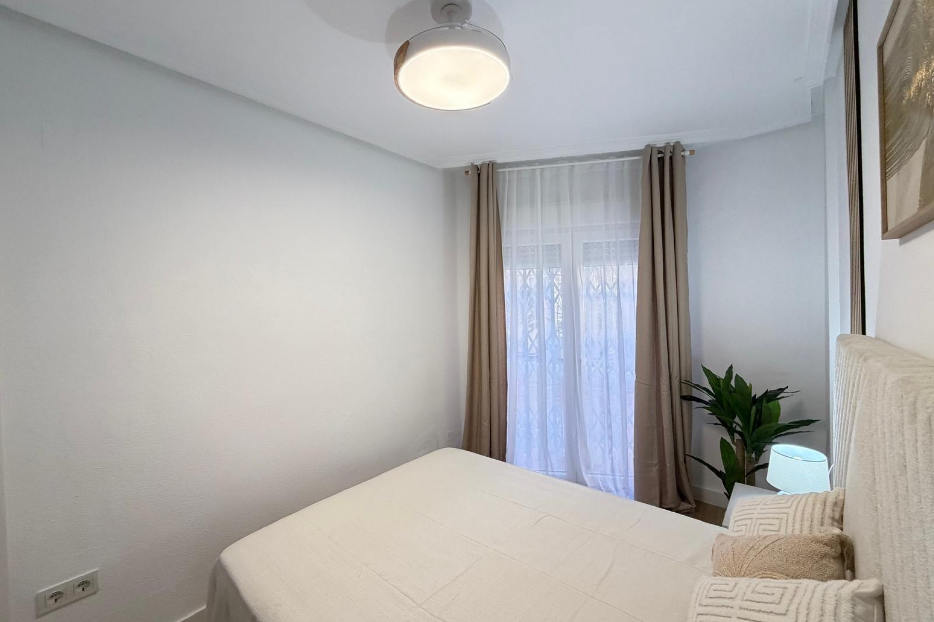 Zu verkaufen - Apartamento -
Torrevieja - Playa de los locos