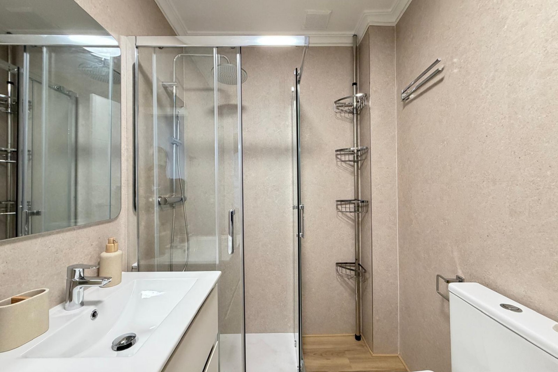 Zu verkaufen - Apartamento -
Torrevieja - Playa de los locos