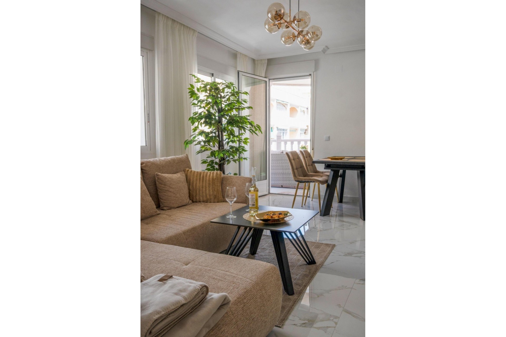 Zu verkaufen - Apartamento -
Torrevieja - Playa del cura
