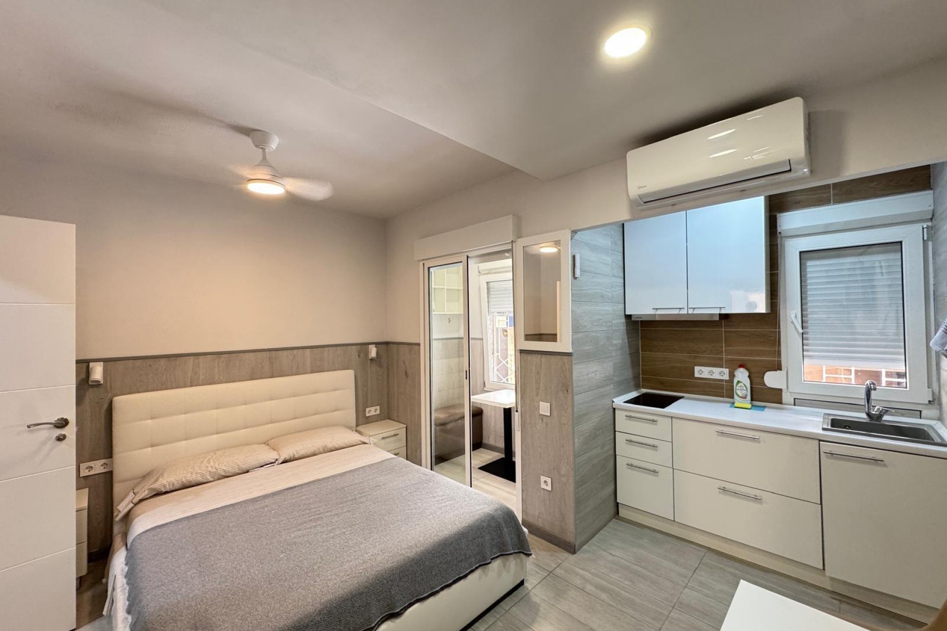 Zu verkaufen - Apartamento -
Torrevieja - Playa del cura