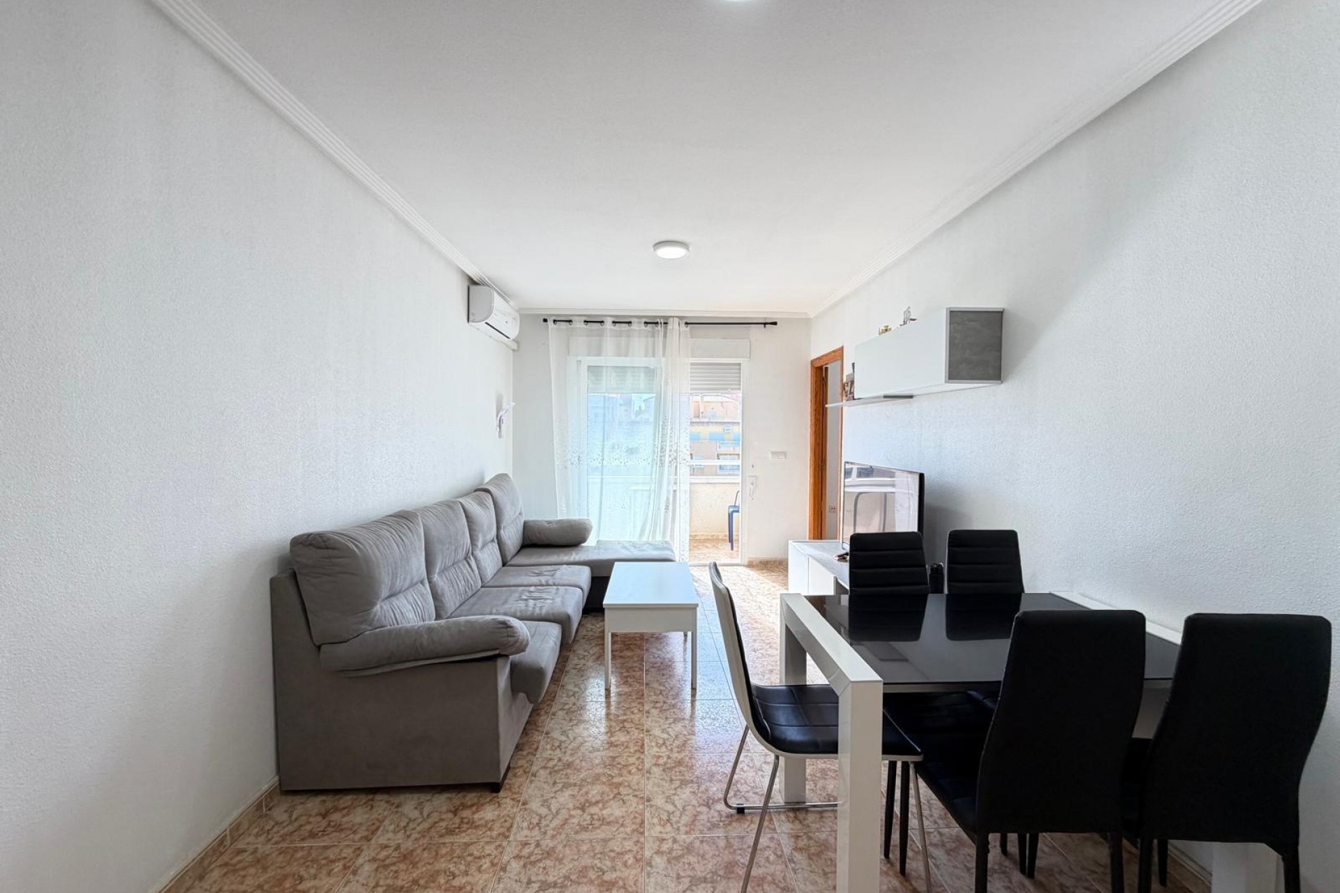 Zu verkaufen - Apartamento -
Torrevieja - Playa del cura