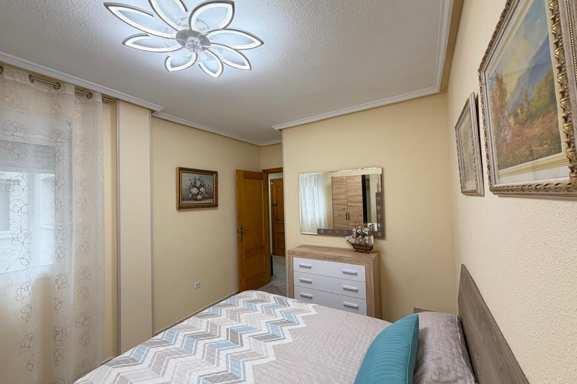 Zu verkaufen - Apartamento -
Torrevieja - Playa del cura