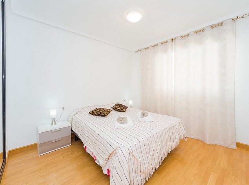 Zu verkaufen - Apartamento -
Torrevieja - Playa del cura
