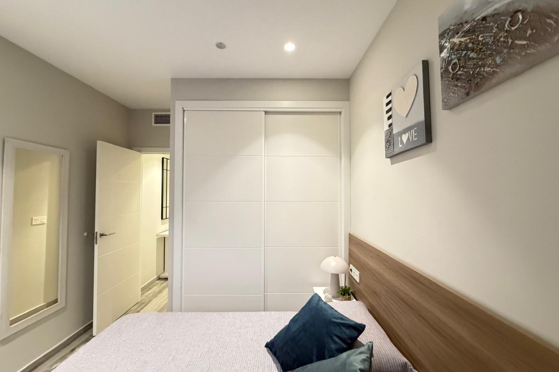Zu verkaufen - Apartamento -
Torrevieja - Playa del cura
