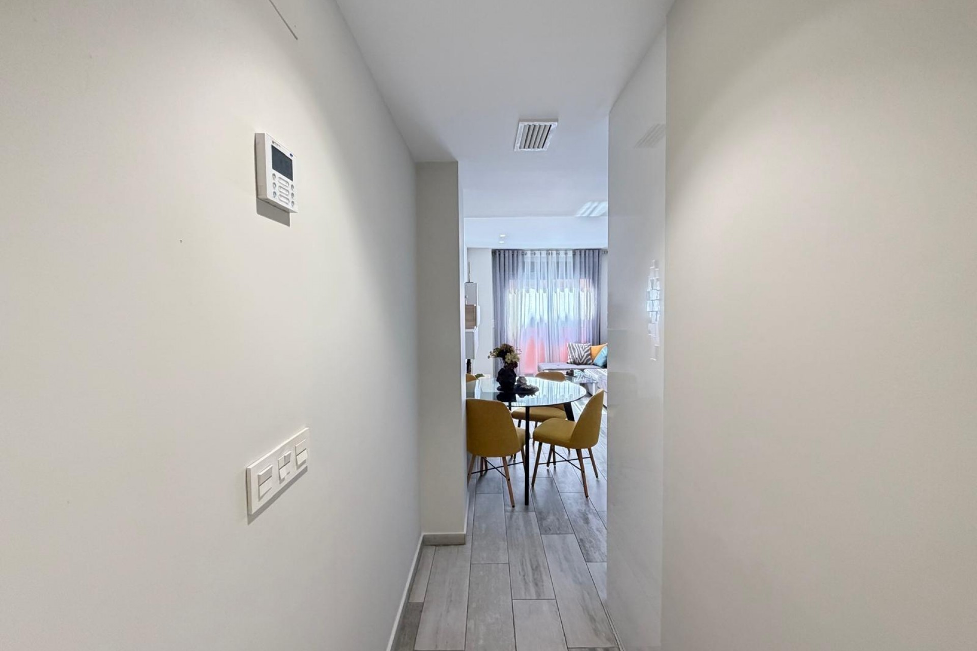Zu verkaufen - Apartamento -
Torrevieja - Playa del cura