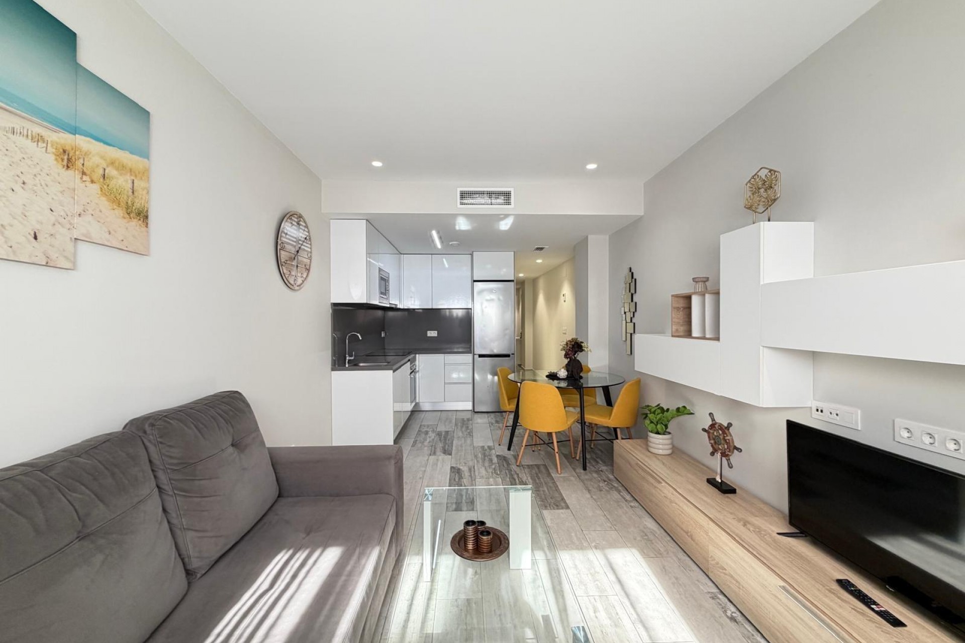 Zu verkaufen - Apartamento -
Torrevieja - Playa del cura