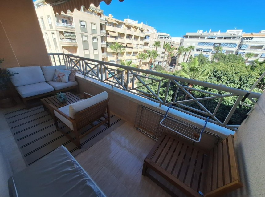 Zu verkaufen - Apartamento -
Torrevieja - Playa del cura