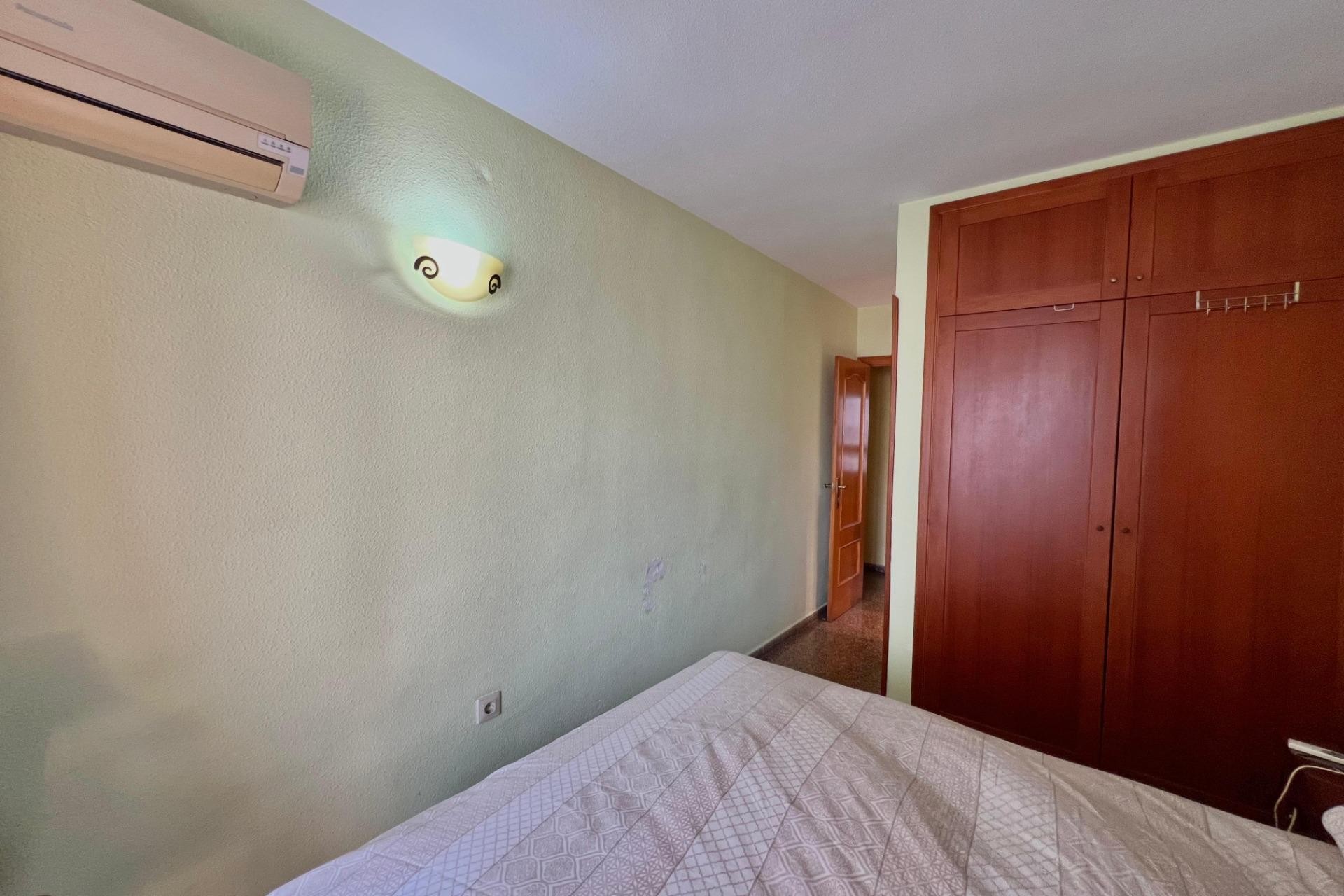 Zu verkaufen - Apartamento -
Torrevieja - Puerto Deportivo