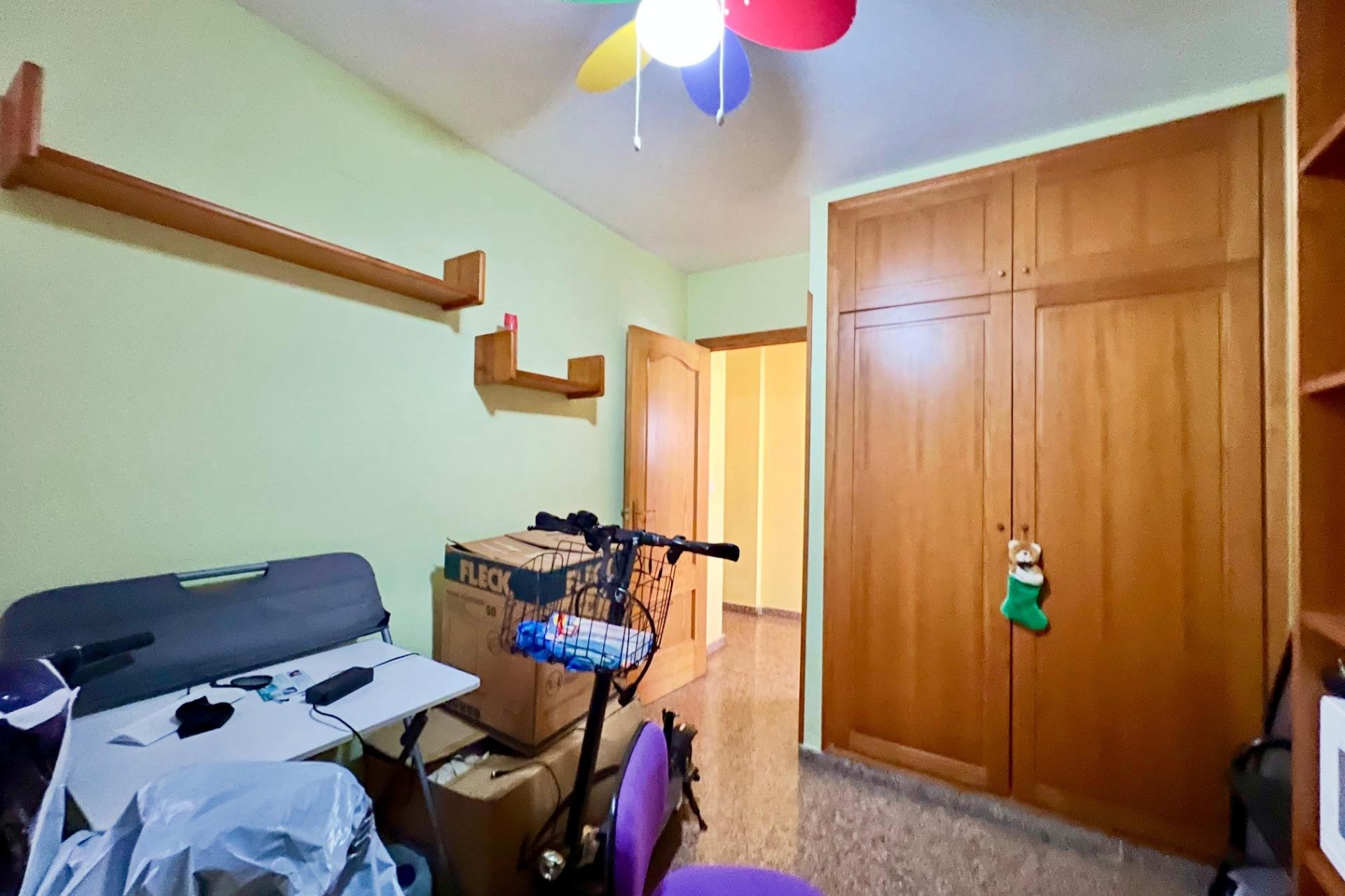Zu verkaufen - Apartamento -
Torrevieja - Puerto Deportivo