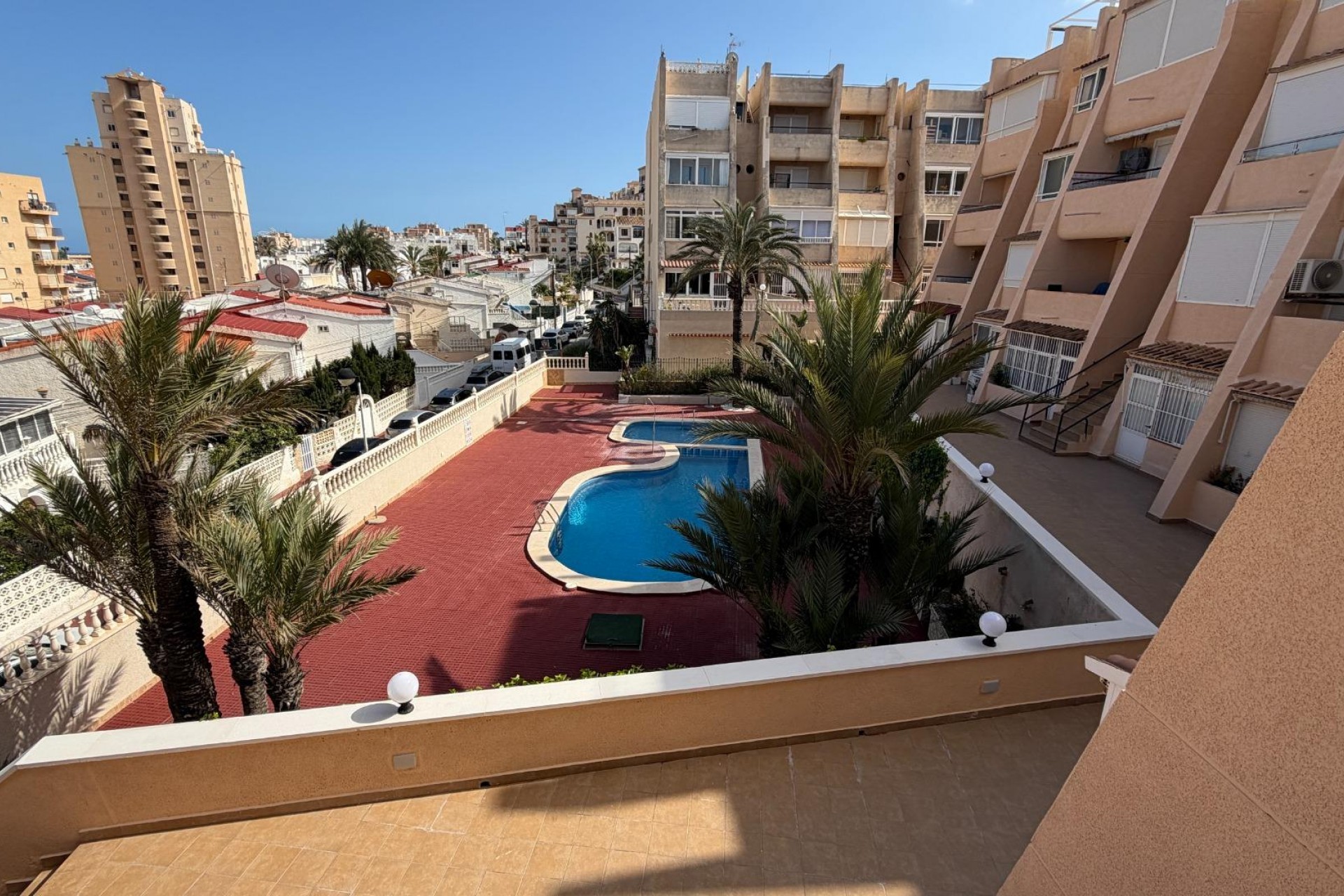 Zu verkaufen - Apartamento -
Torrevieja - Torrejón