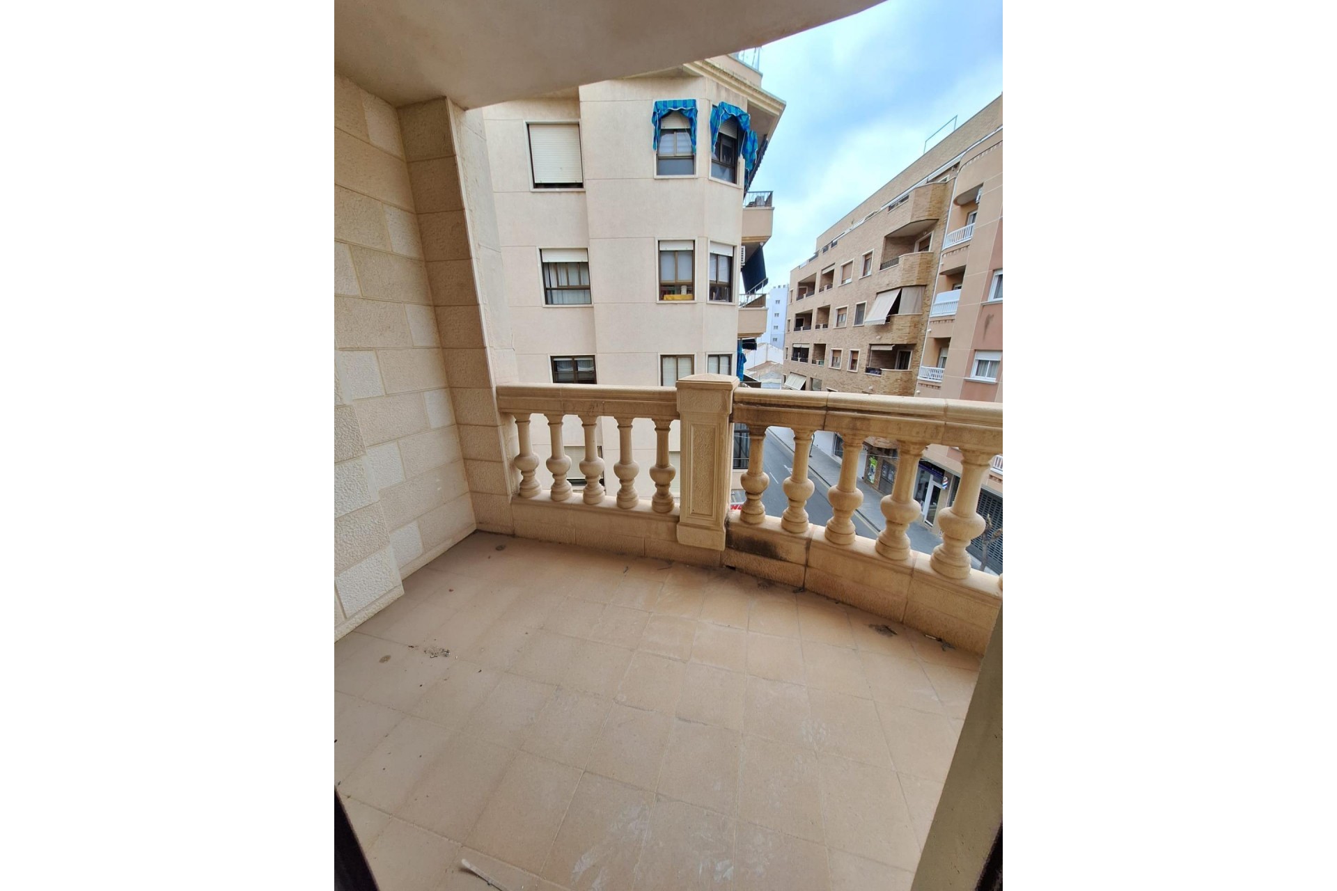 Zu verkaufen - Apartamento -
Torrevieja