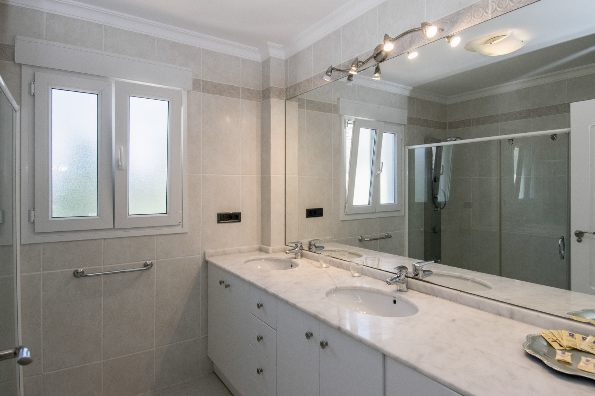 Zu verkaufen - Apartment -
Benissa