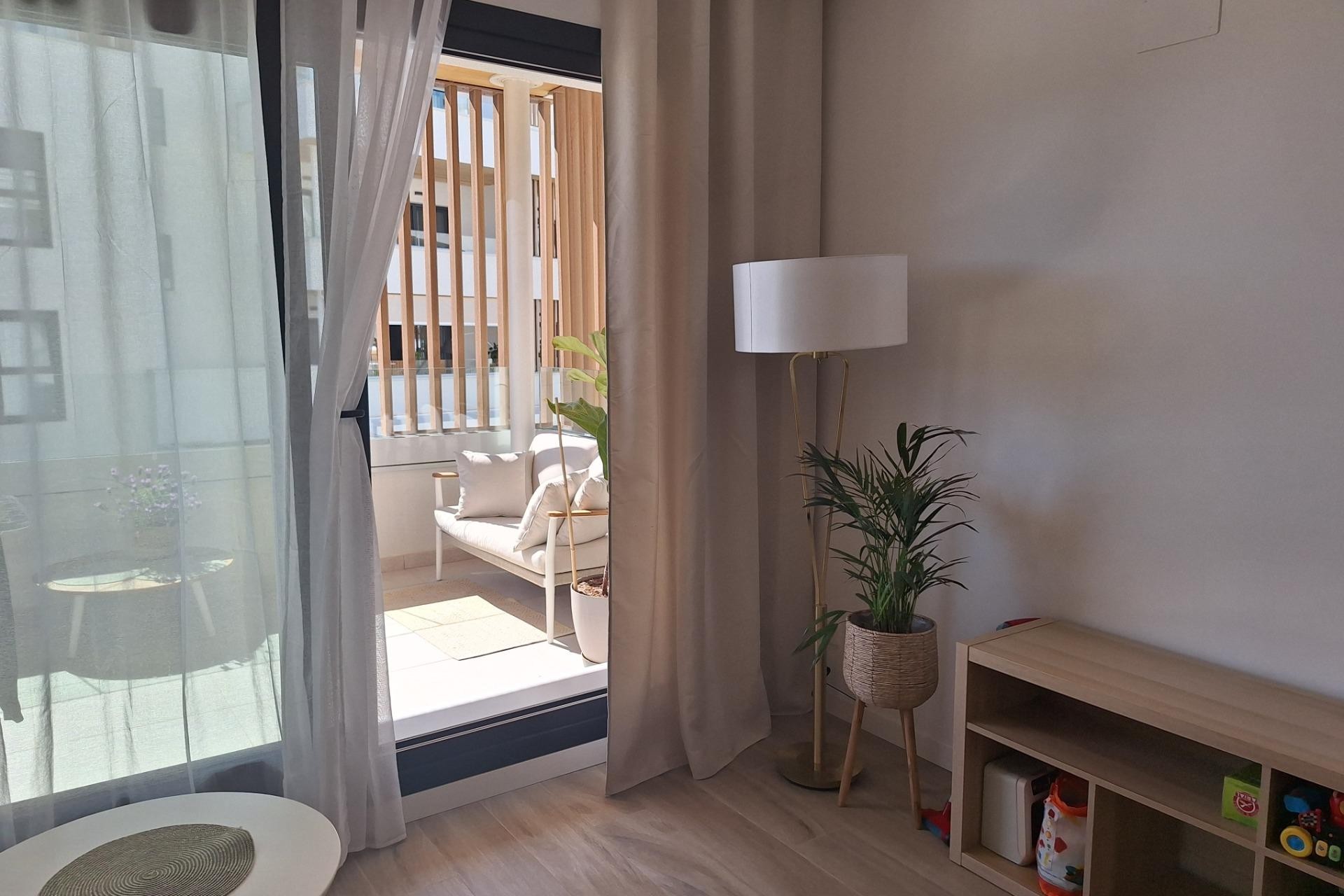 Zu verkaufen - Apartment -
San Juan Alicante - Frank espinós